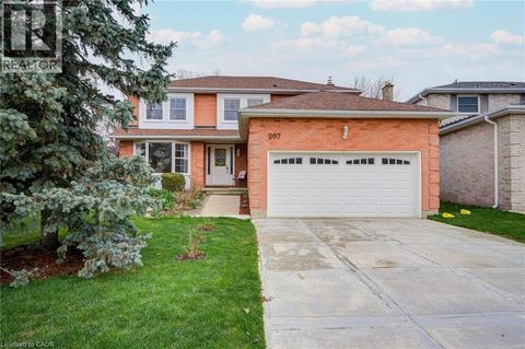 207 STOKE Drive Kitchener ON N2N2C3