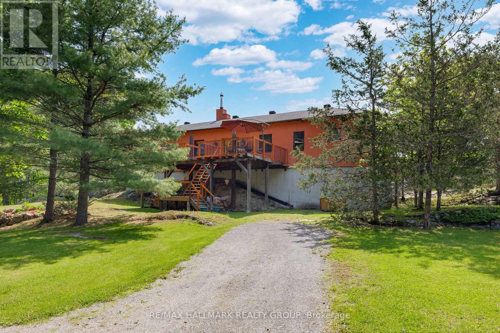 15 COUNTY ROAD 5 ROAD