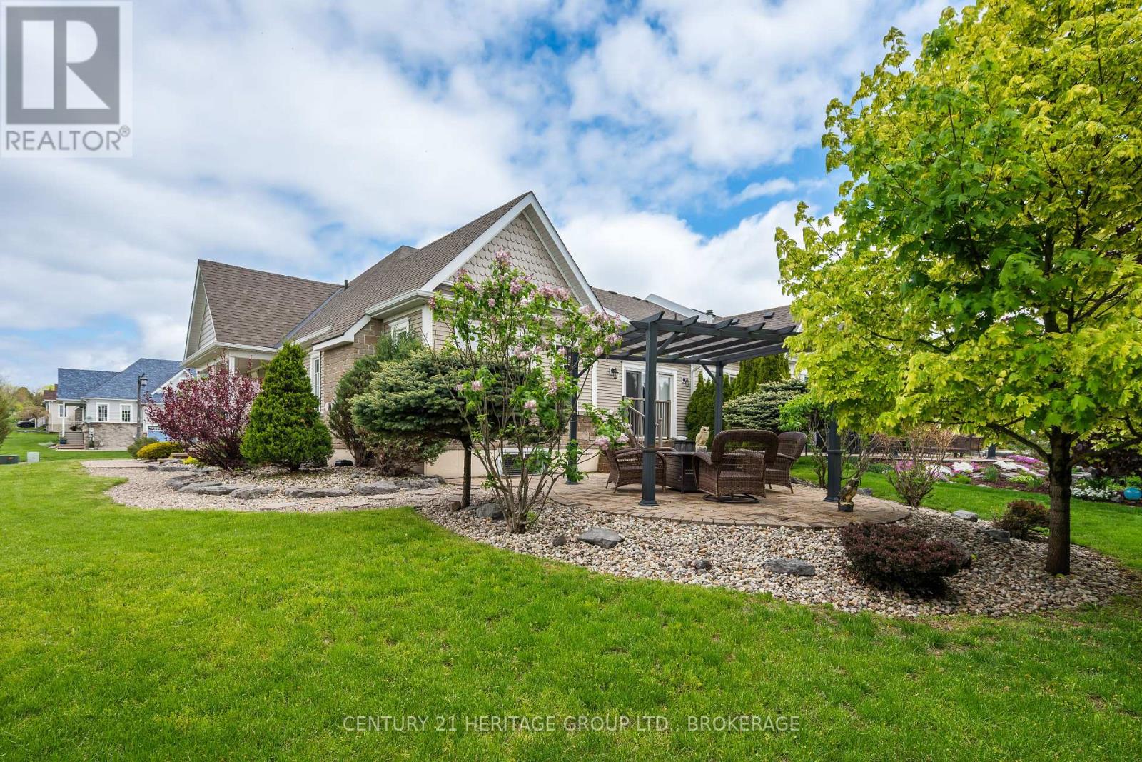 100 BRITANNIA CRESCENT