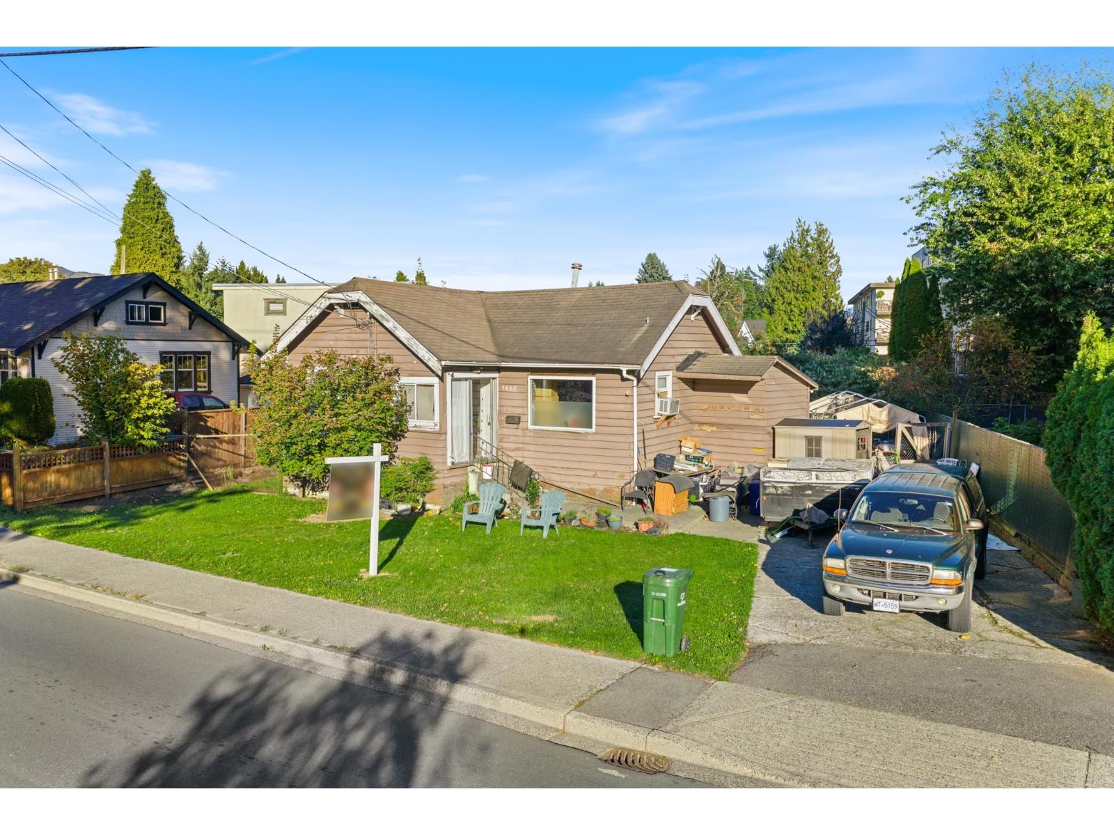 9430 YOUNG ROAD|Chilliwack Proper East