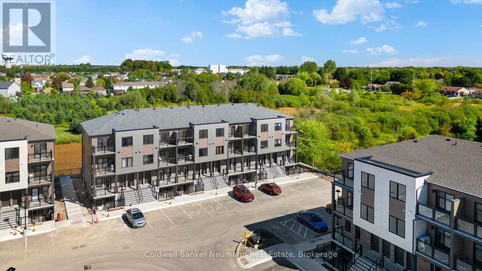 51 - 940 ST DAVID STREET N