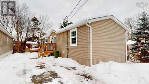 18 Hazel Street Sackville Estates NS B4E1E4