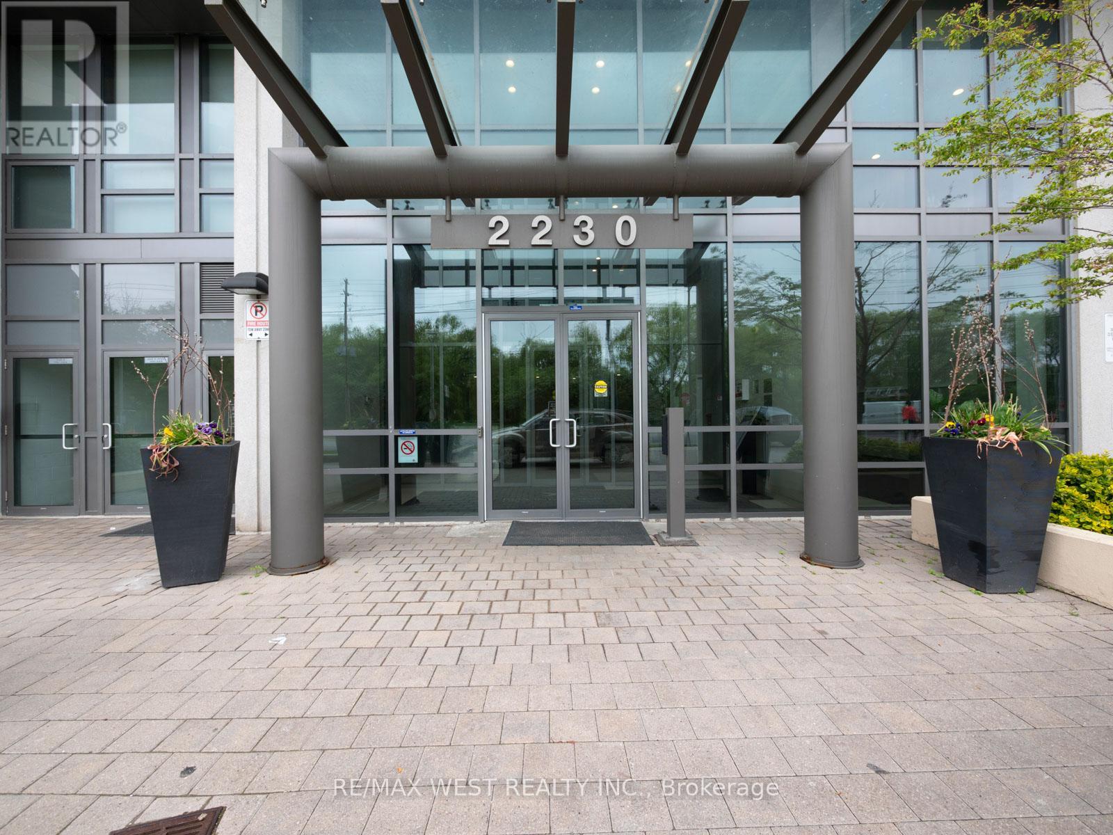 1808 - 2230 LAKE SHORE BOULEVARD W