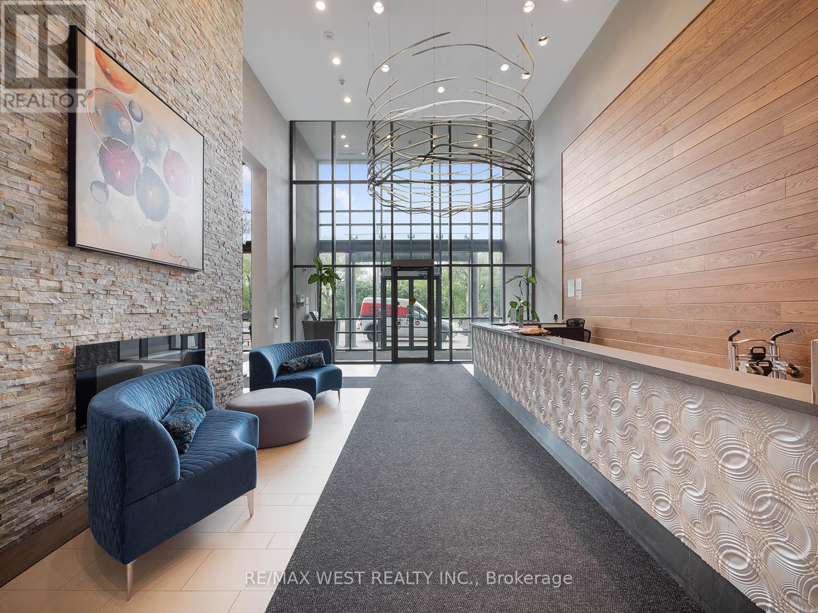 1808 - 2230 LAKE SHORE BOULEVARD W