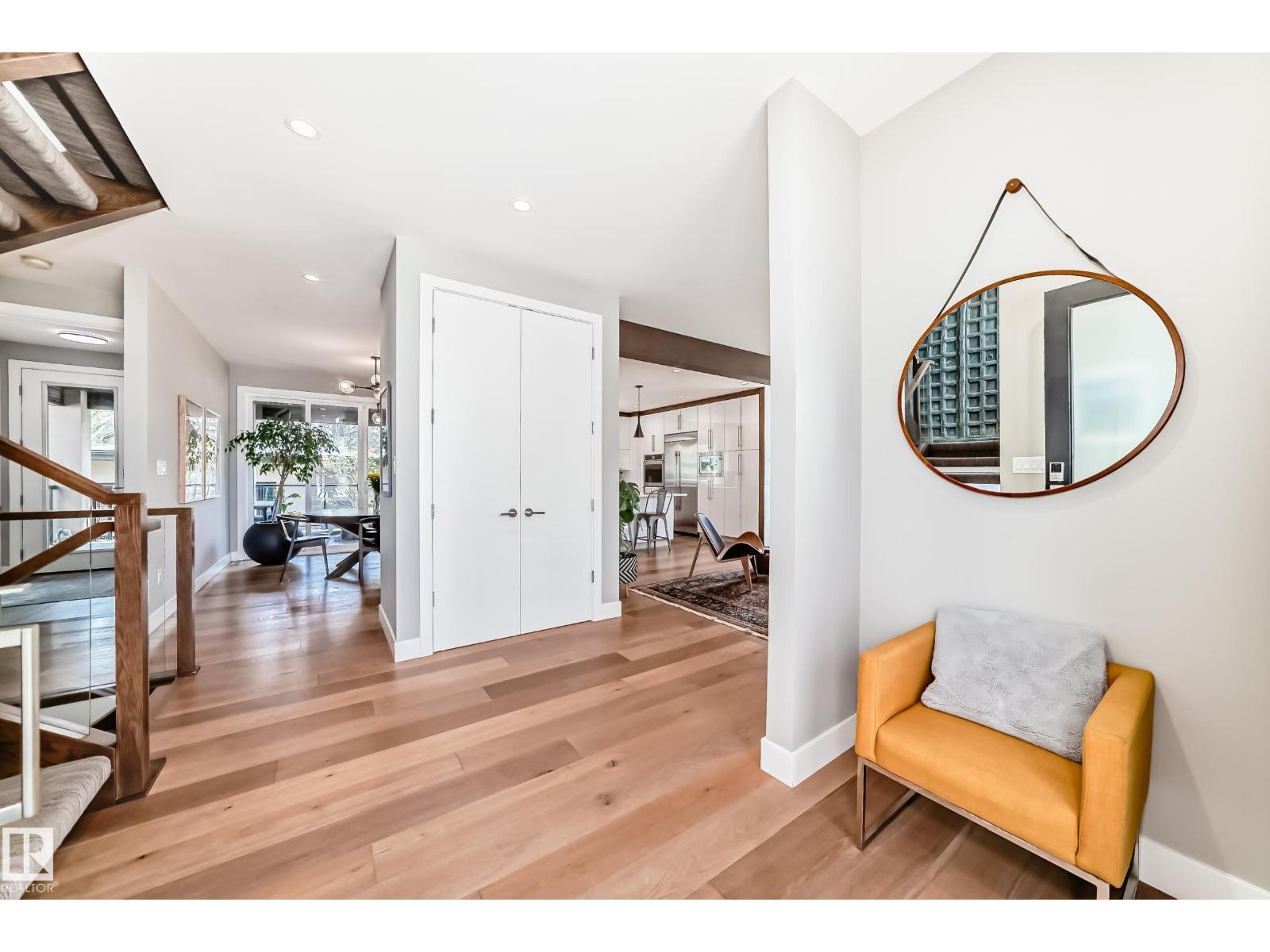 9235 148 ST NW