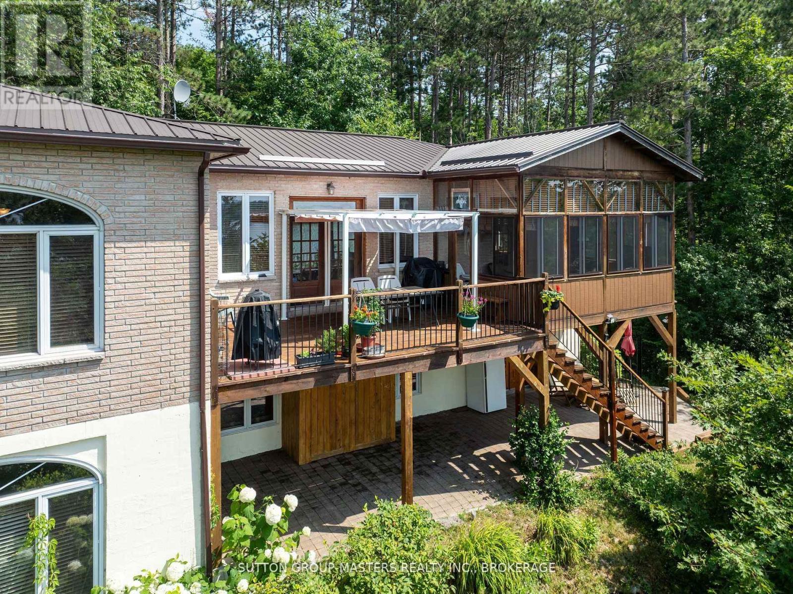715 NORTH SHORE ROAD