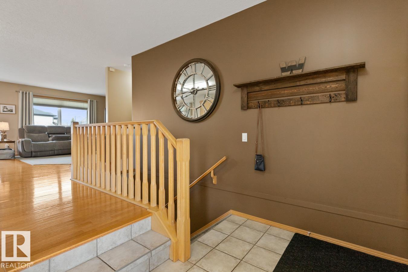 1 Birchwood CL