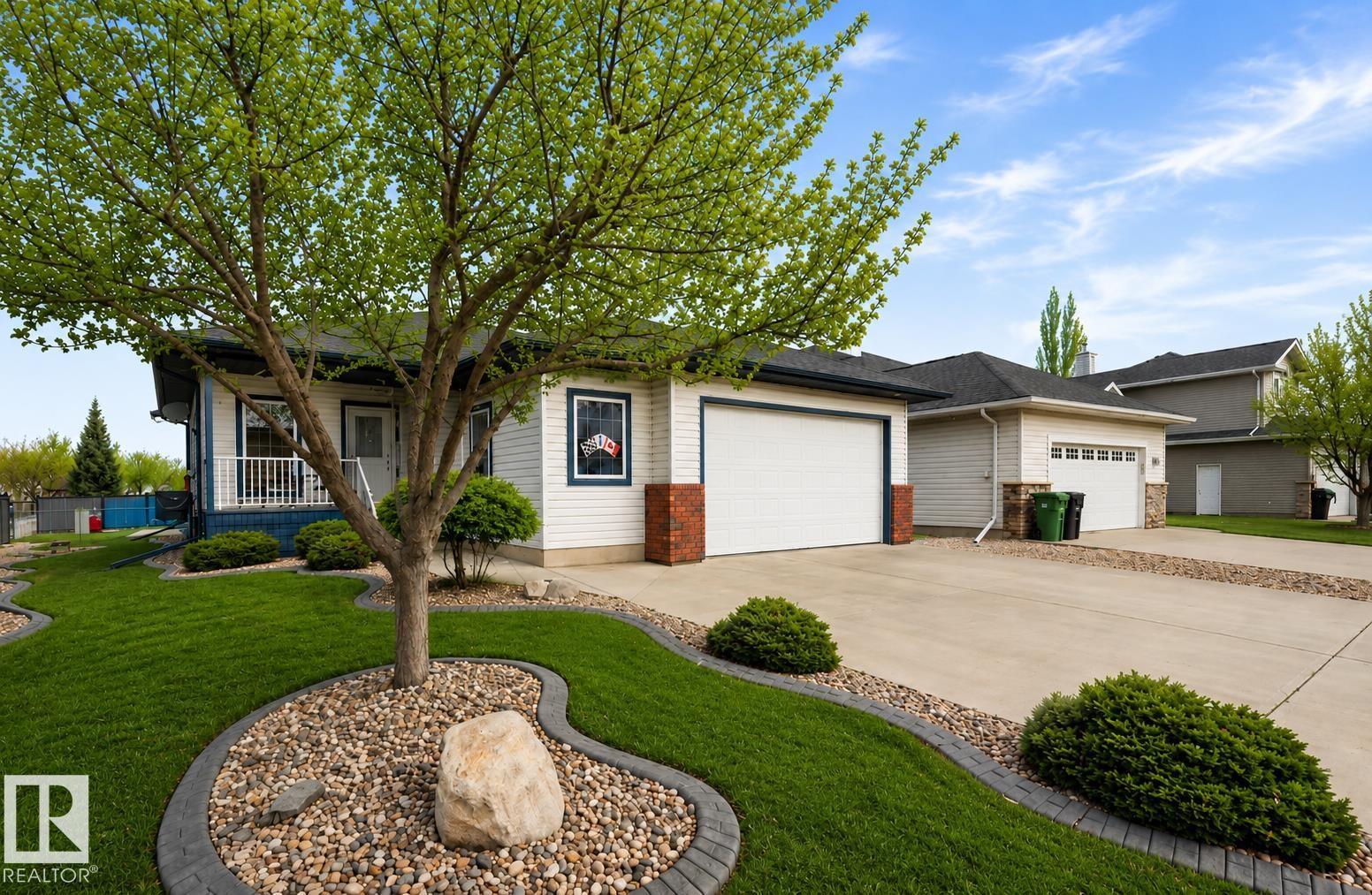 1 Birchwood CL