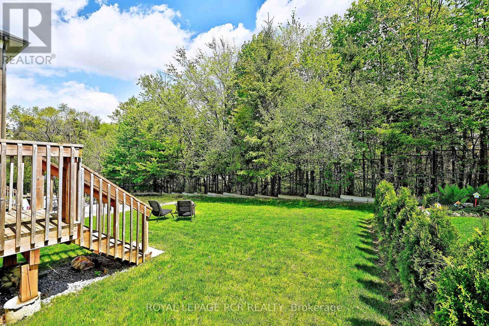 240 CONKLIN CRESCENT
