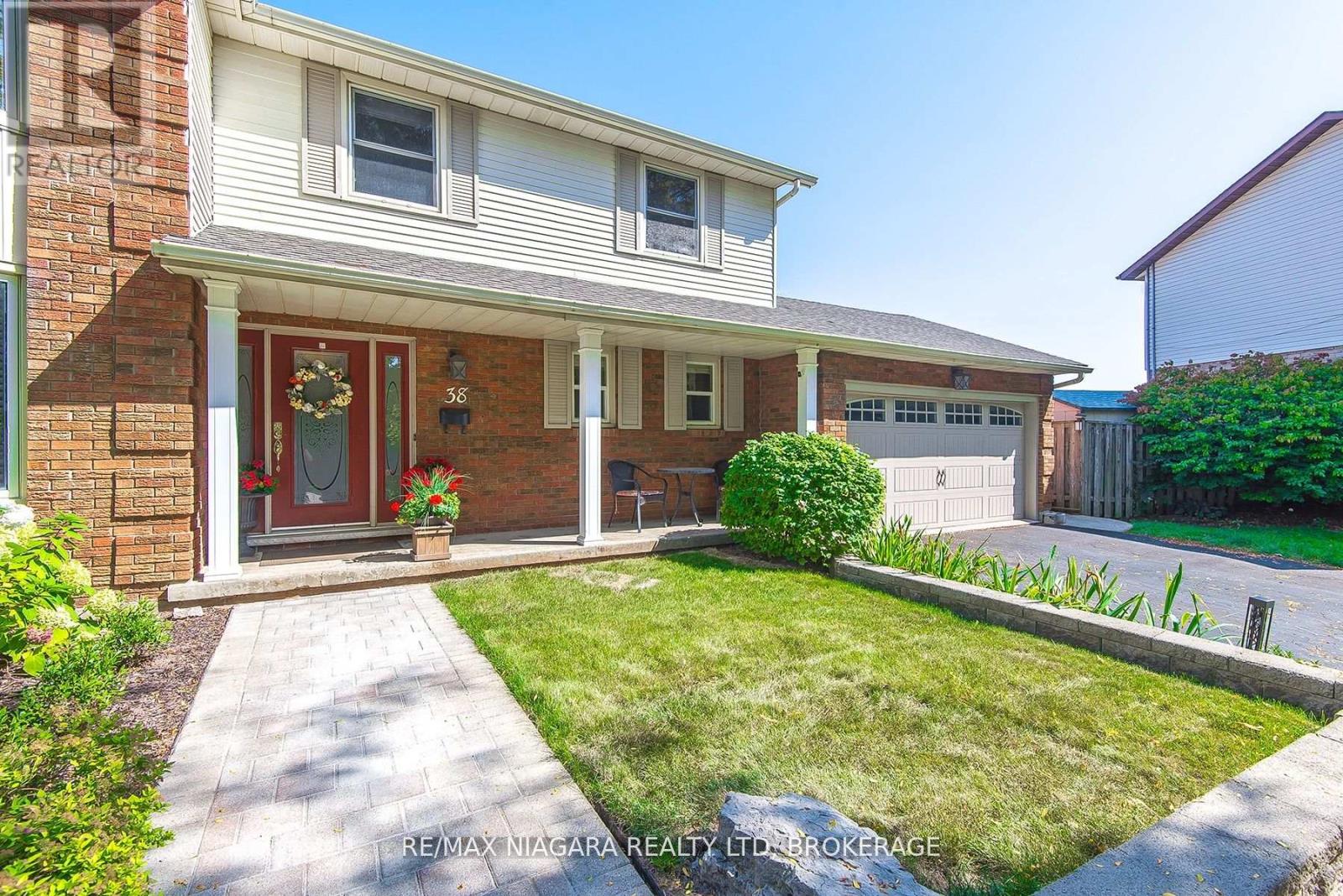 38 BANBURRY CRESCENT