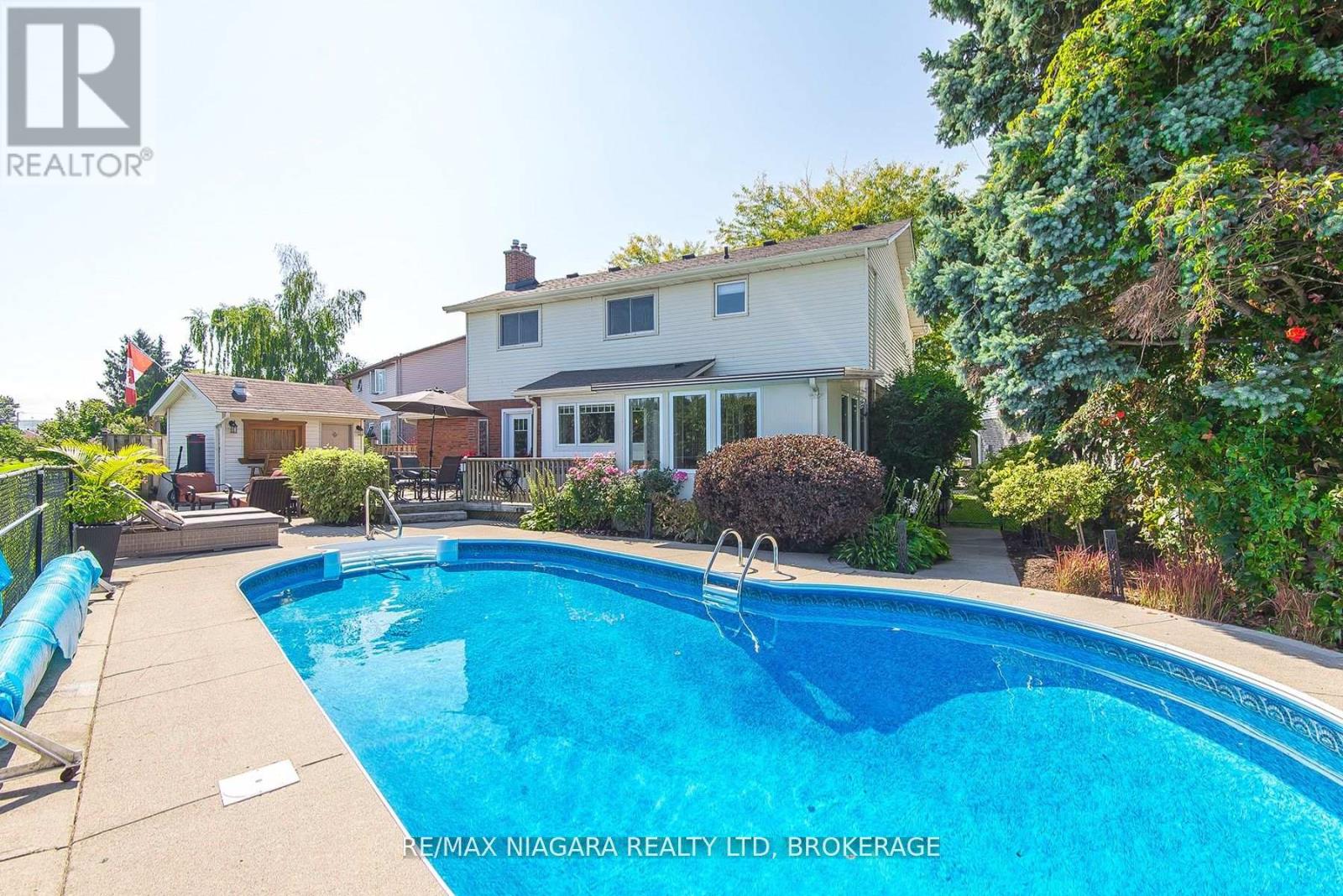 38 BANBURRY CRESCENT