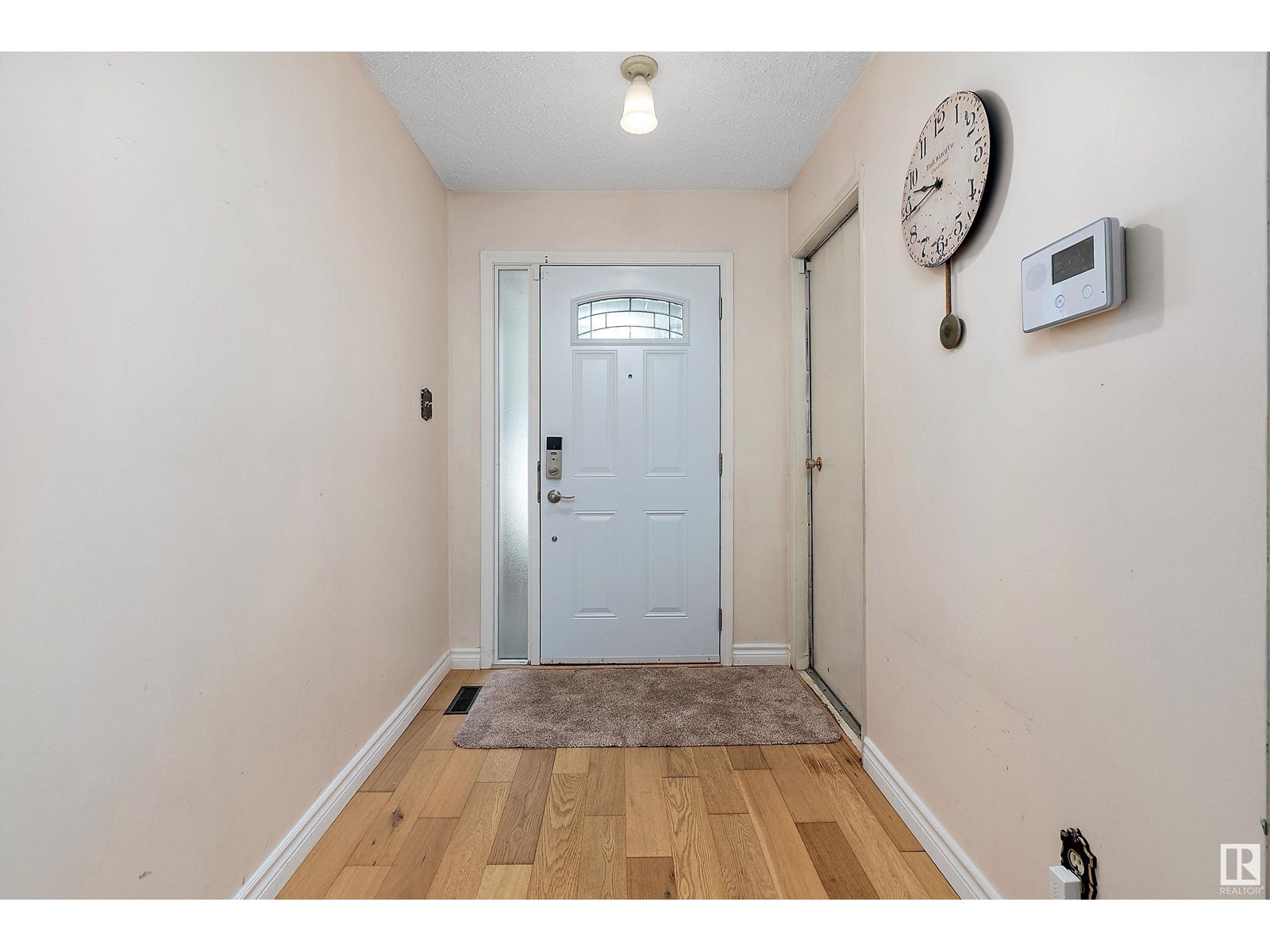 3018 108 ST NW