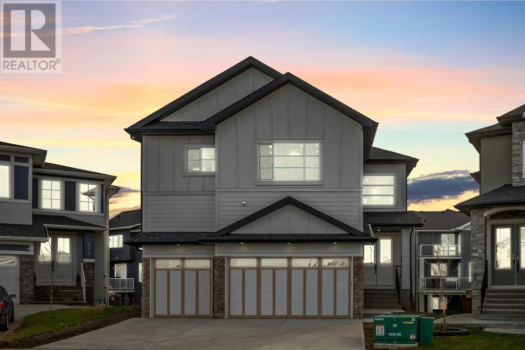 327 Kinniburgh Place