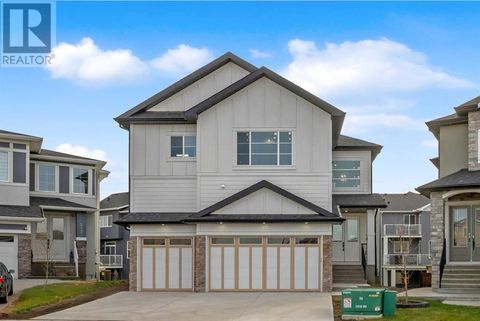 327 Kinniburgh Place Chestermere AB T1X1Y1