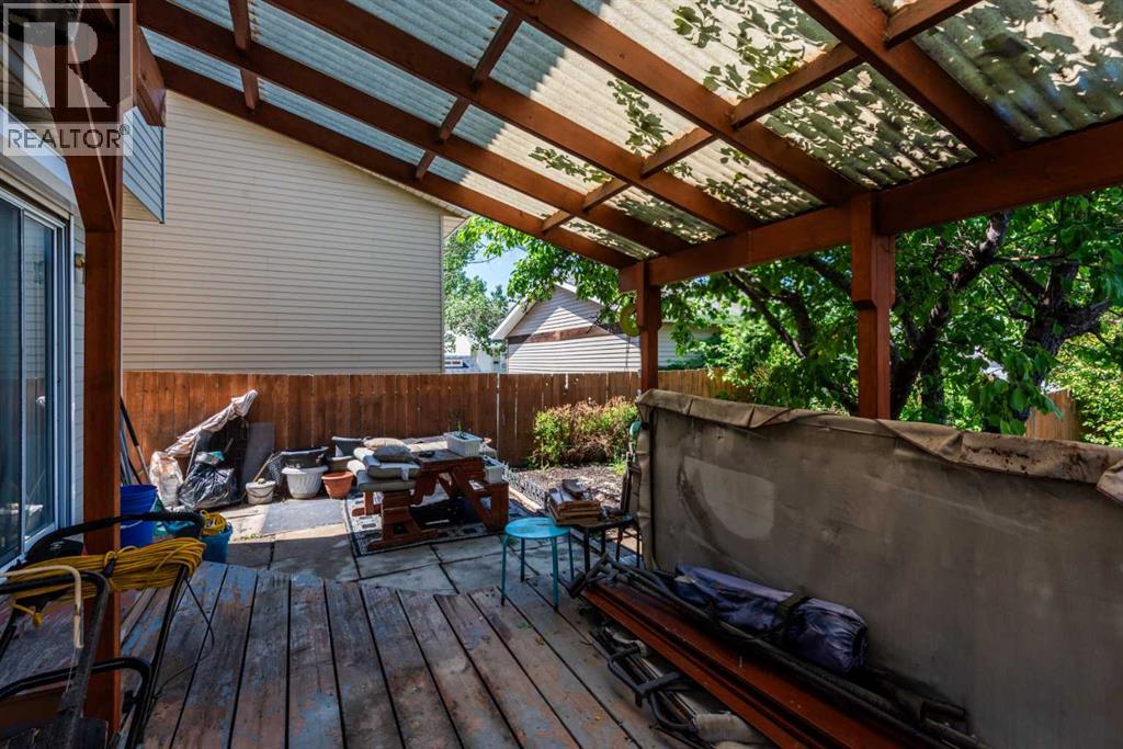 167 Erin Mount Place SE