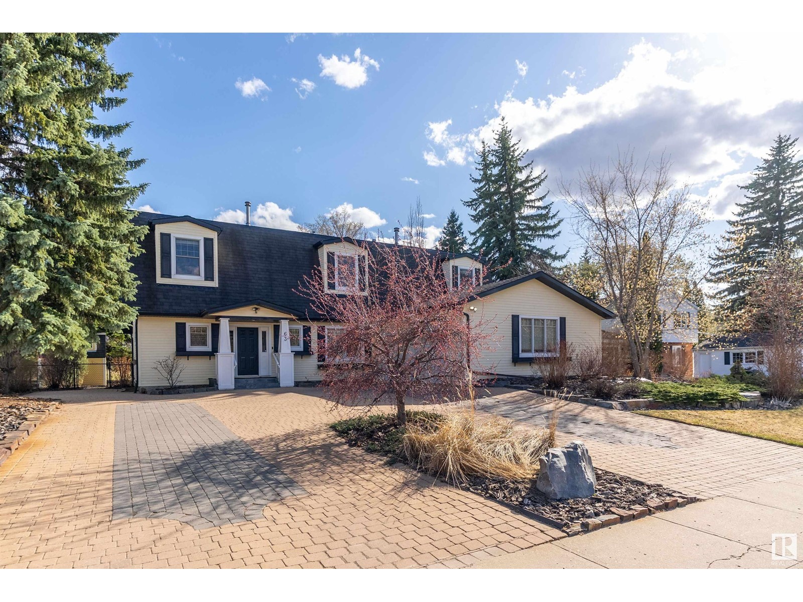 63 Fairway DR NW