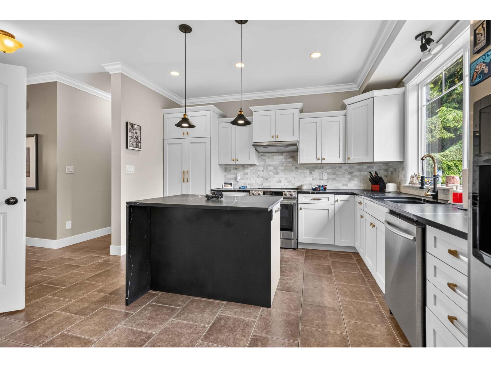 7250 MARBLE HILL ROAD|Eastern Hillsides
