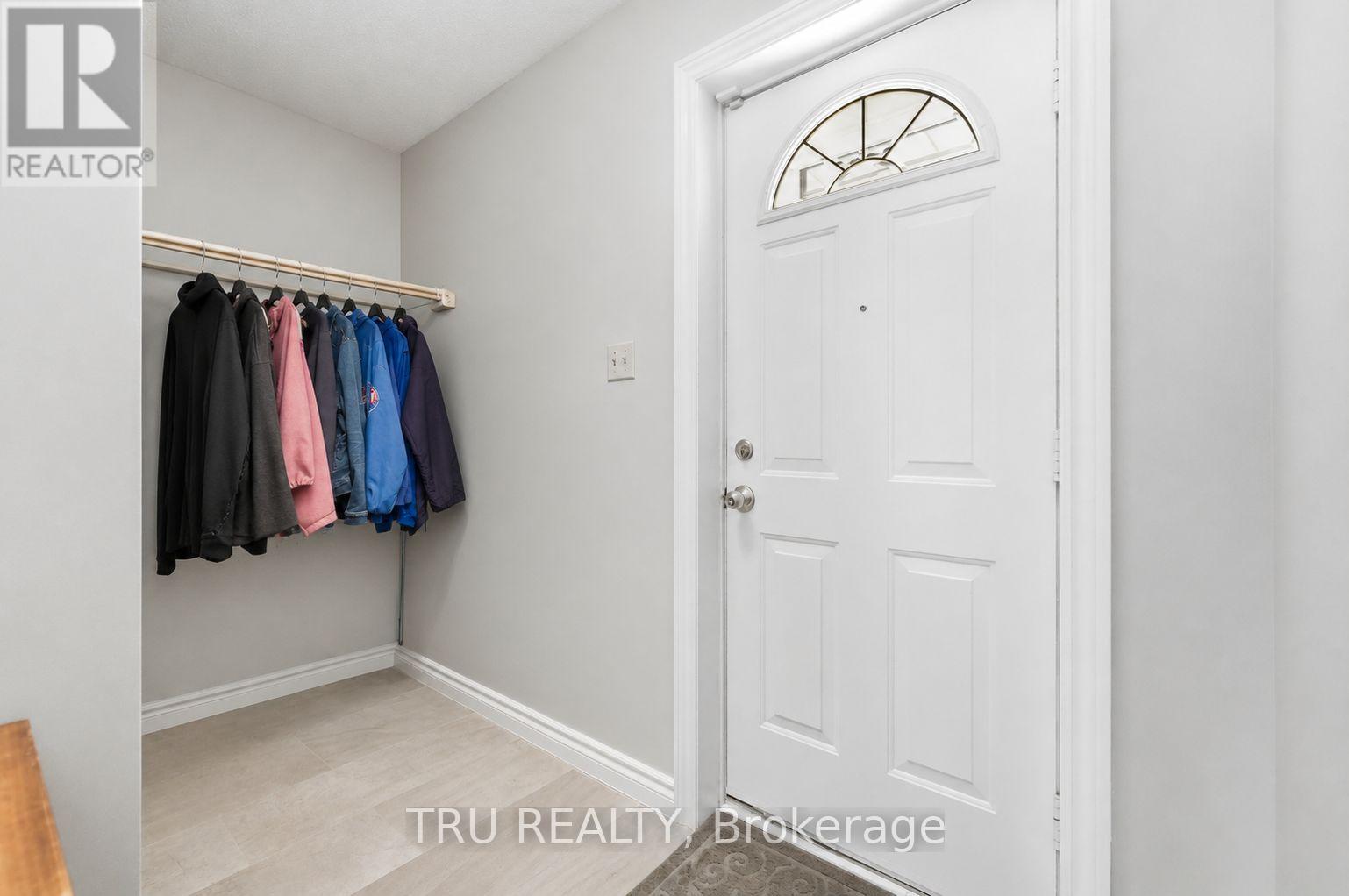 16 - 2336 ORIENT PARK DRIVE E