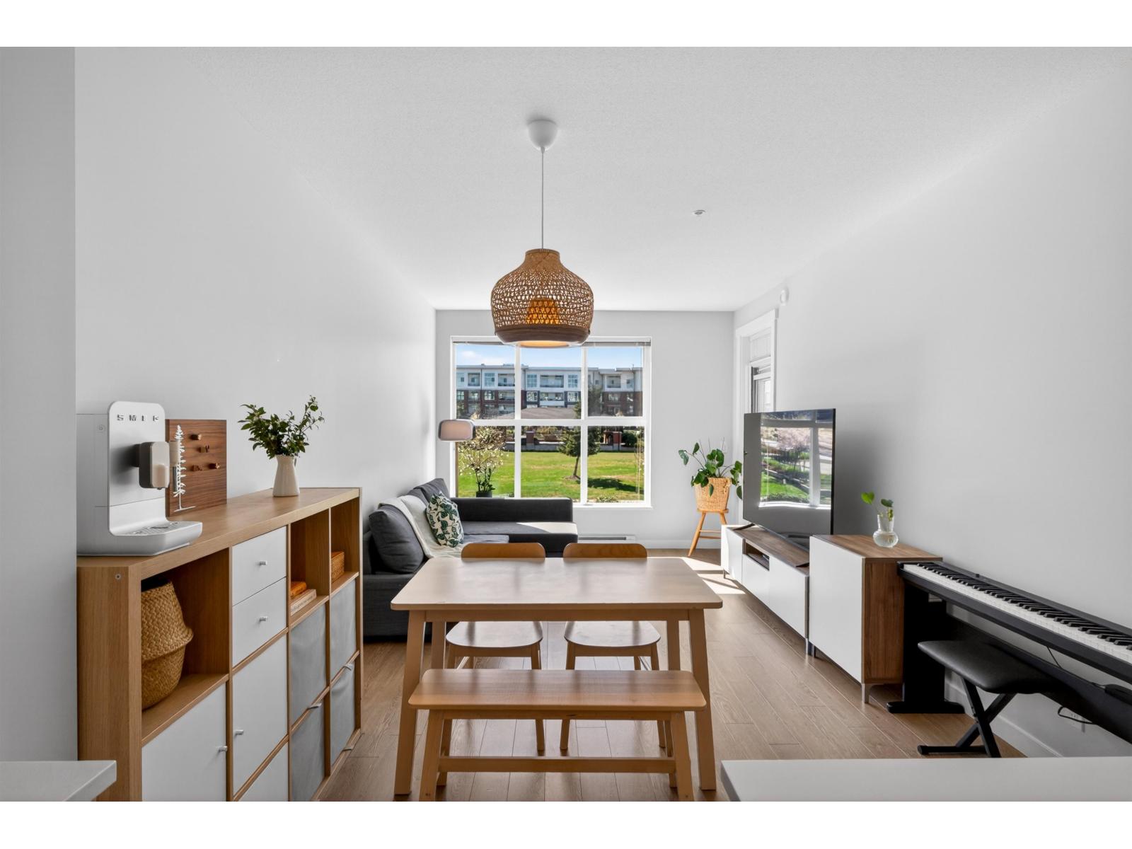 B221 8150 207 STREET