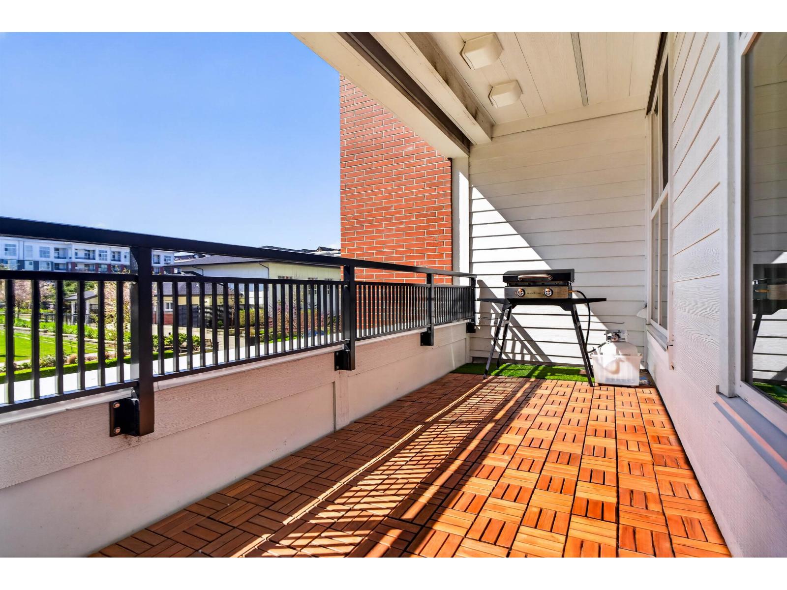 B221 8150 207 STREET