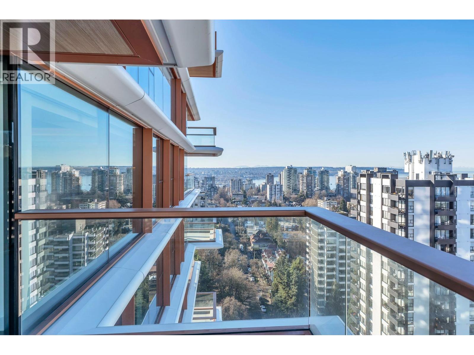 1103 1482 ROBSON STREET