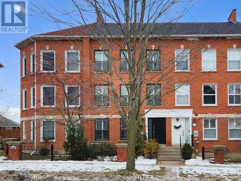 139 JOHN WEST WAY Aurora (Bayview Wellington) ON L4G7E3