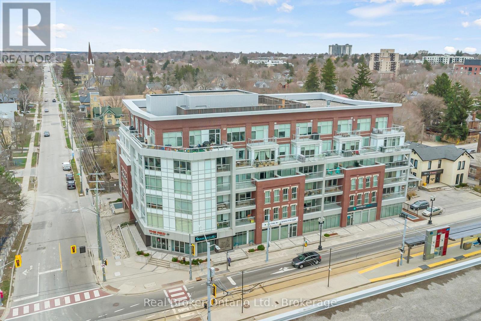 214 - 188 KING STREET S