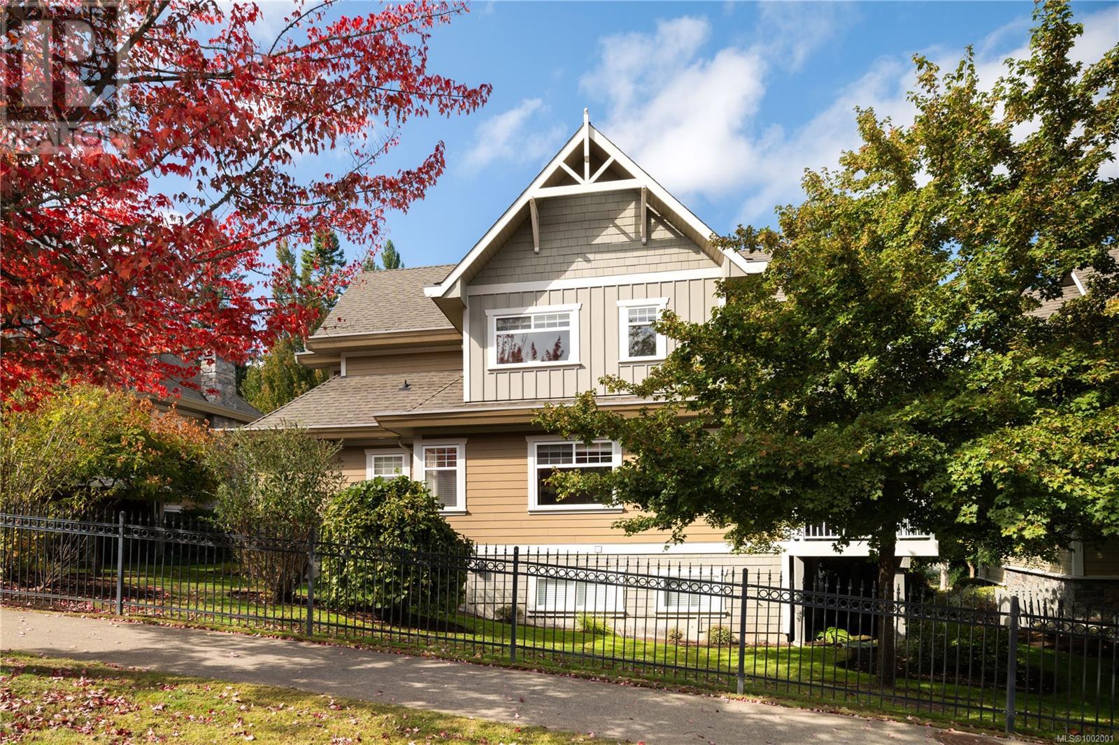 103 2060 Troon Crt