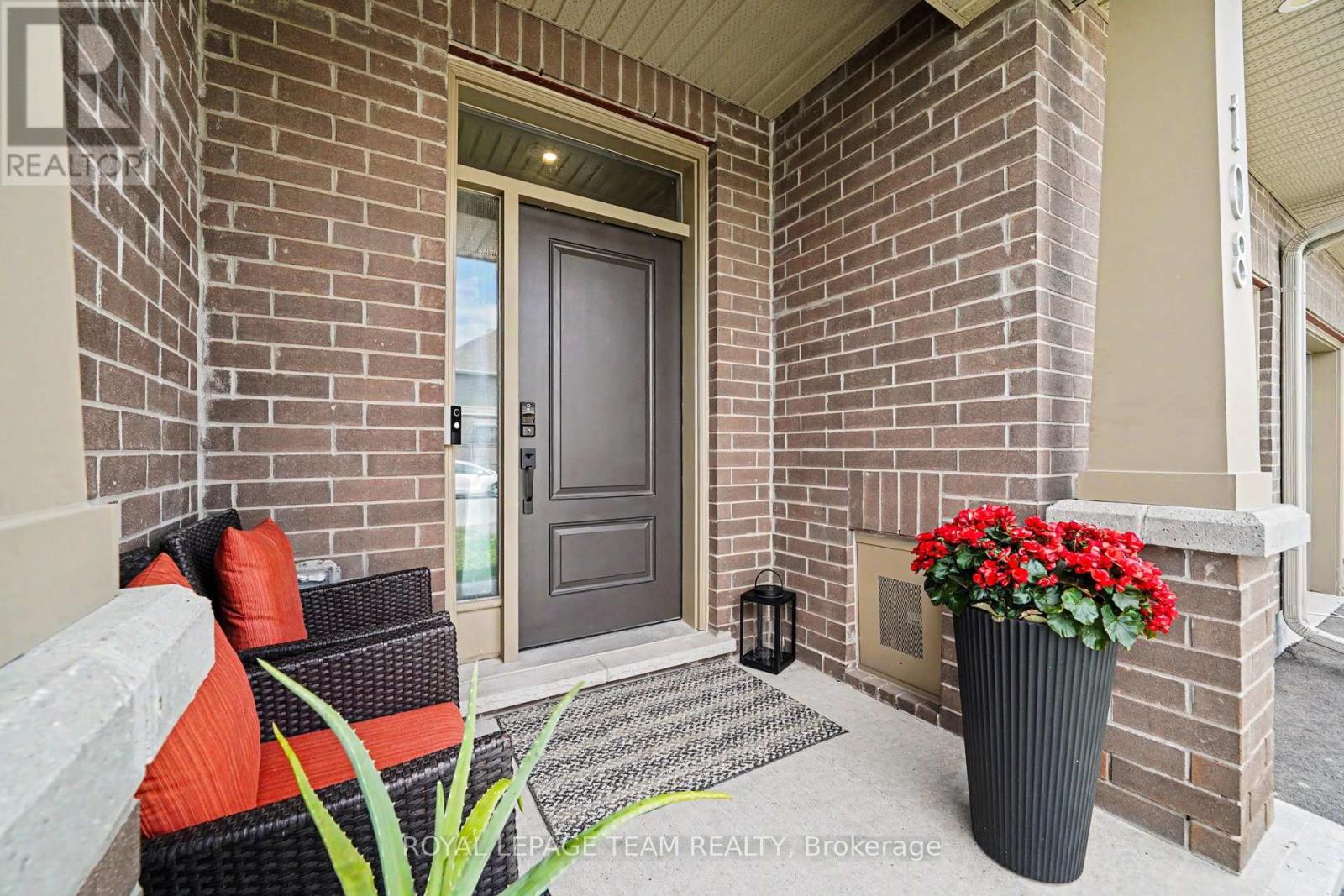 108 JARDINIERE STREET