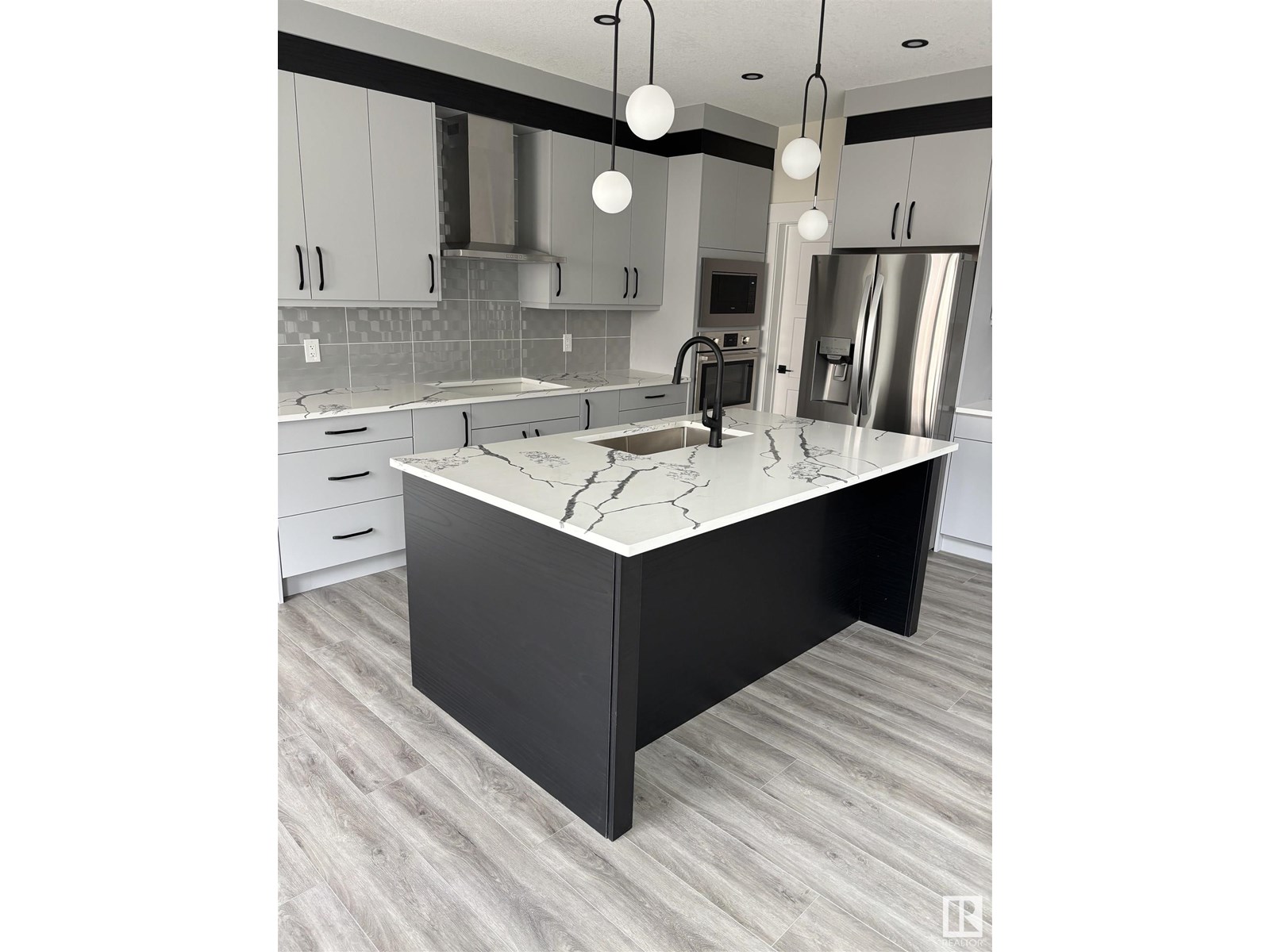 106 Edgefield WY