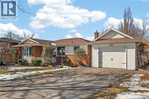 4569 MITCHELL Avenue Niagara Falls ON L2E6R6