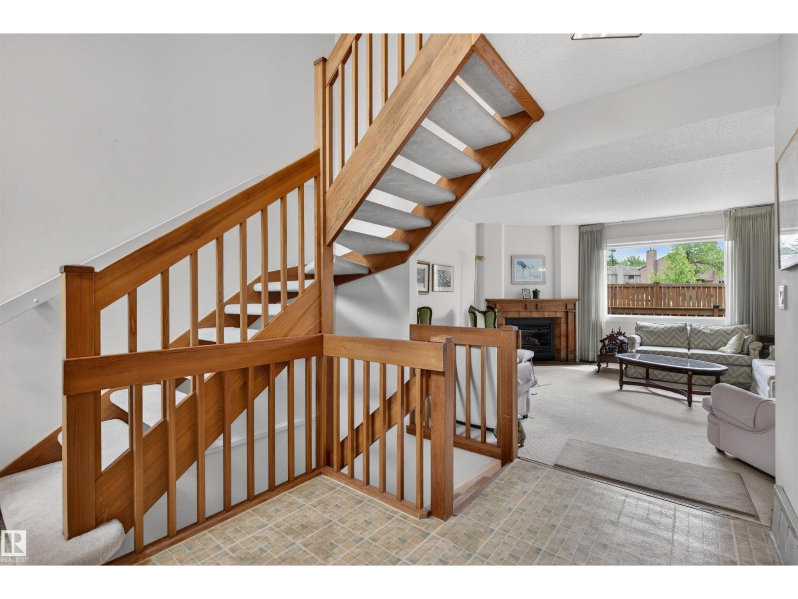 2705 124 ST NW