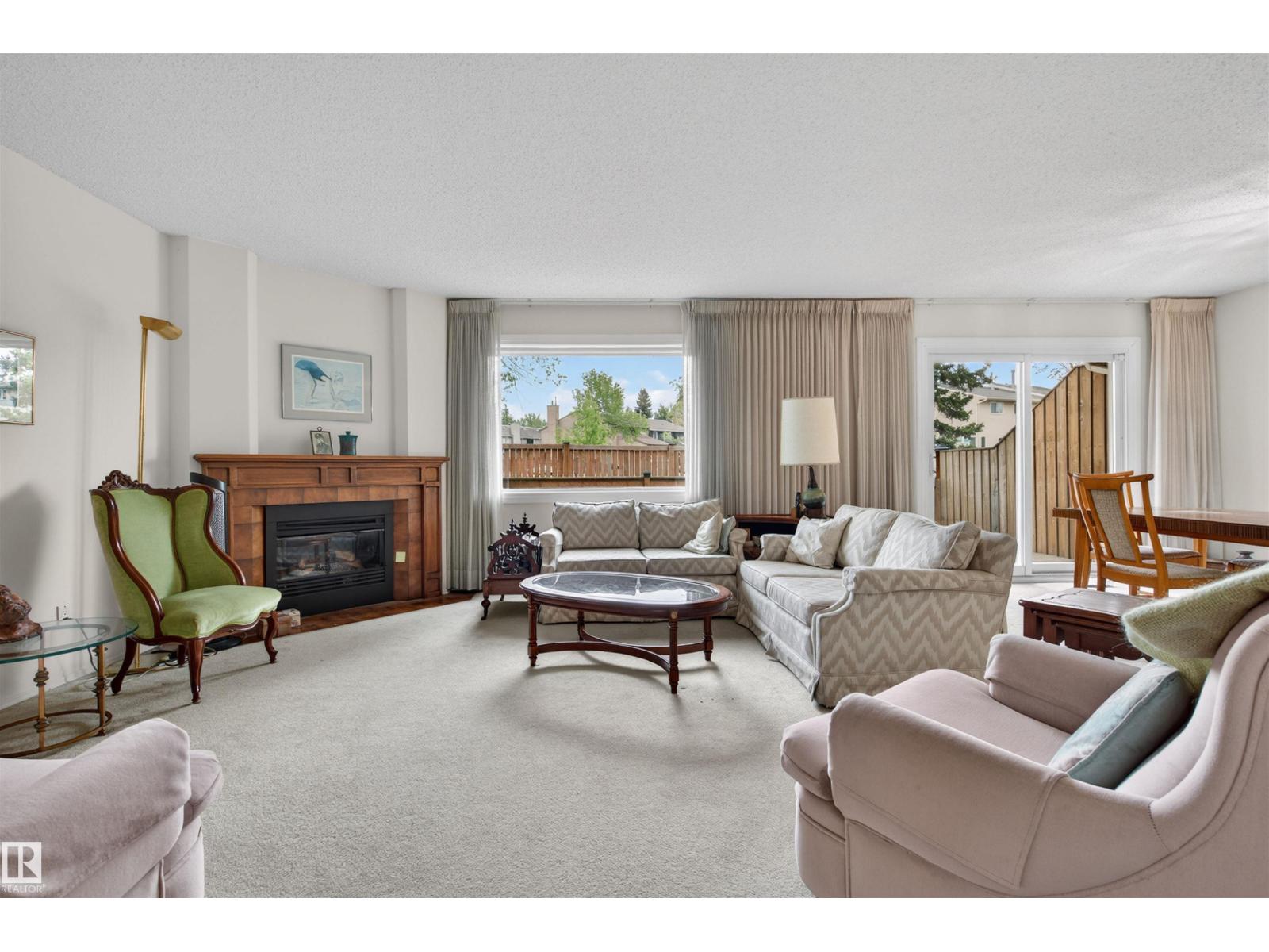 2705 124 ST NW