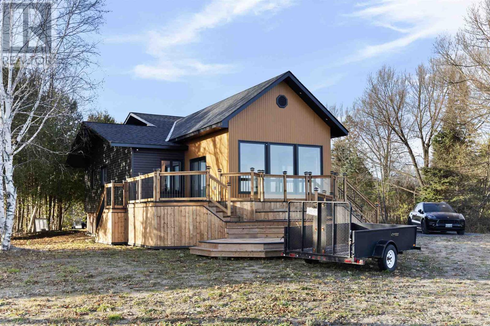 463 River RD