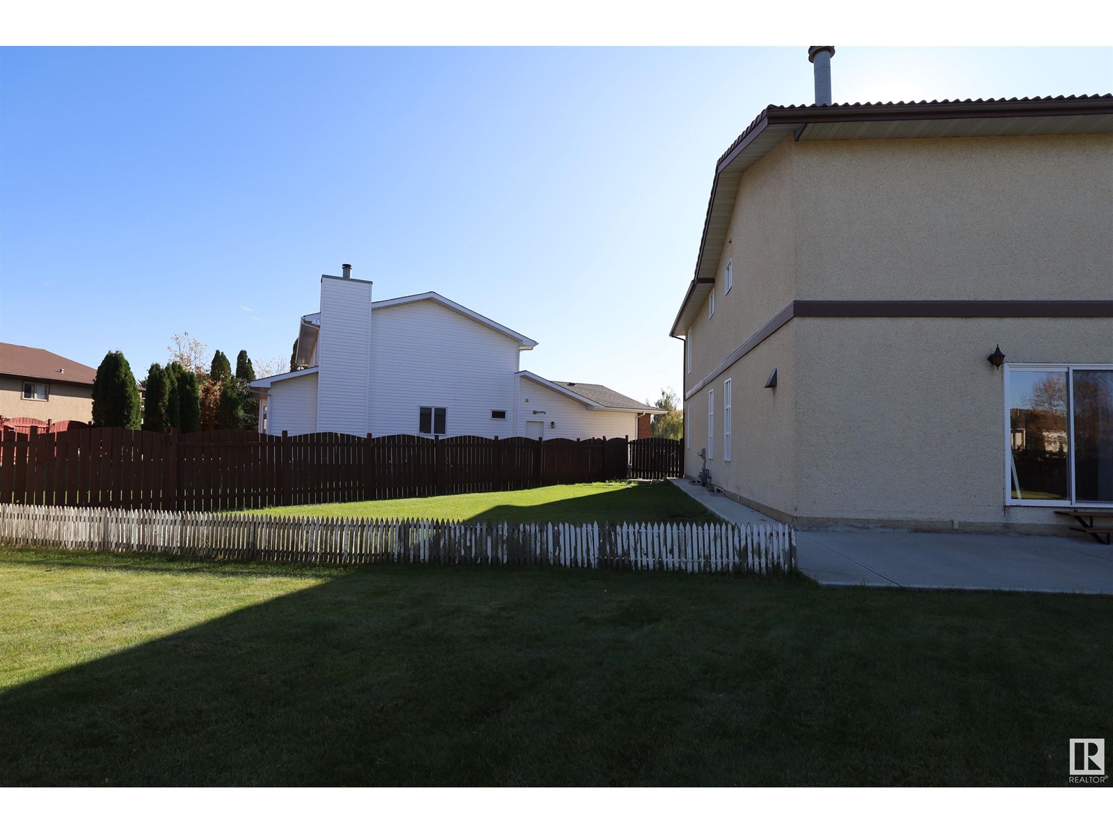 8714 152B AV NW