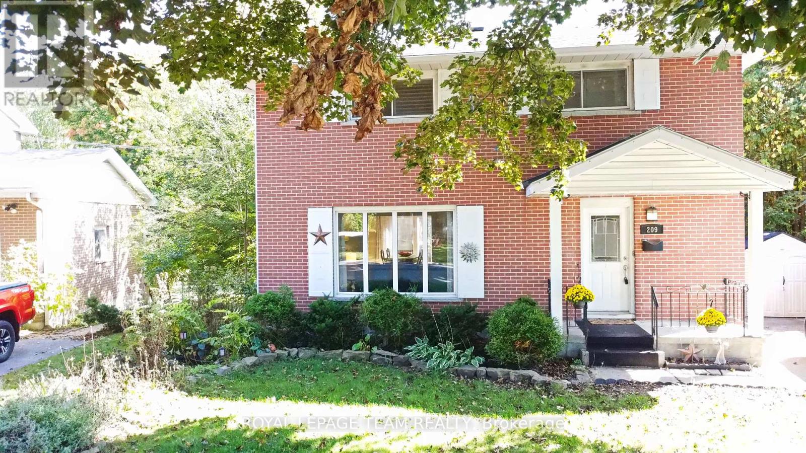 209 REYNOLDS DRIVE E