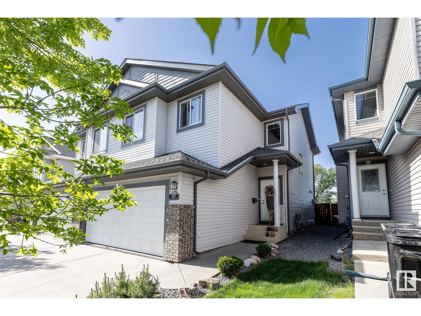 6950 19A AV SW