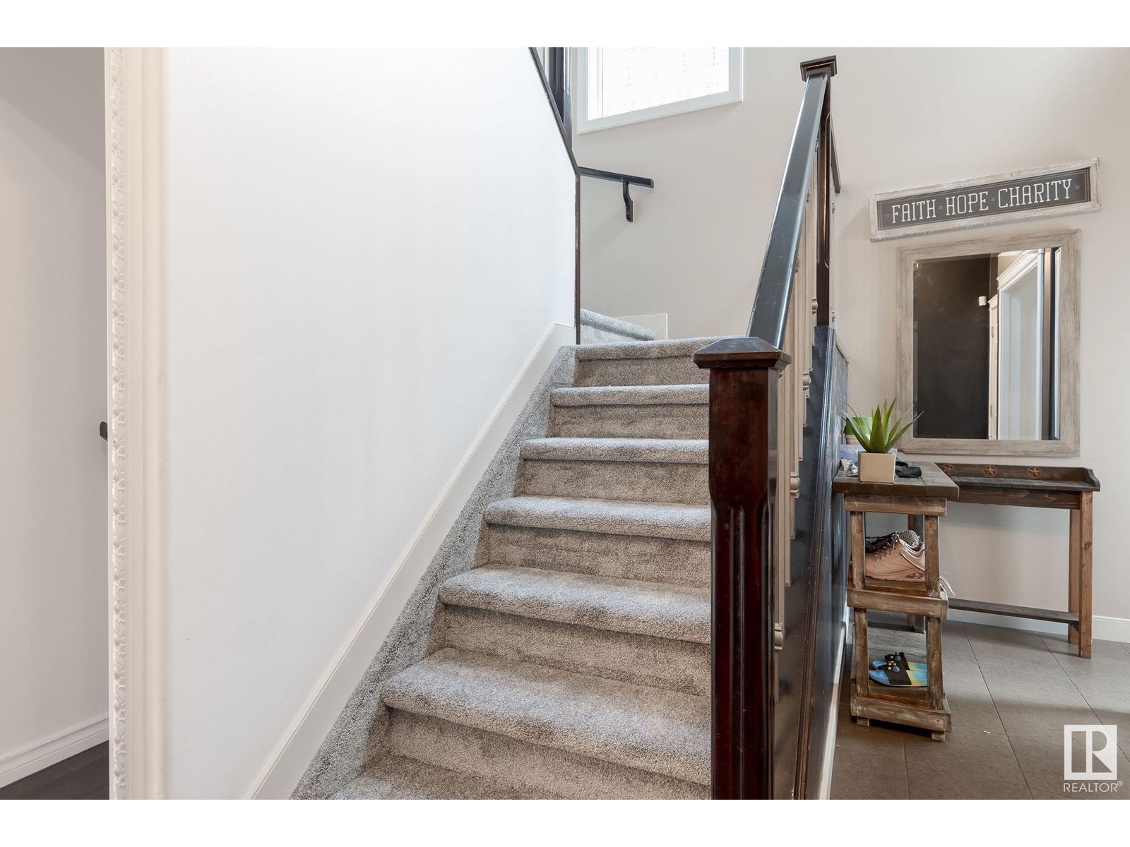 6950 19A AV SW