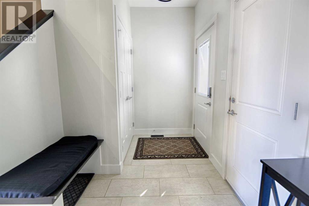 752 Coalbrook Close W