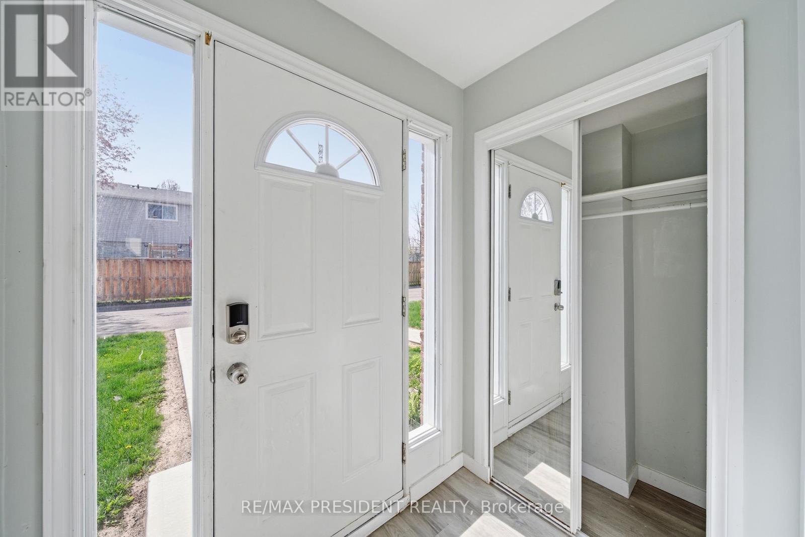 498 B GREY STREET