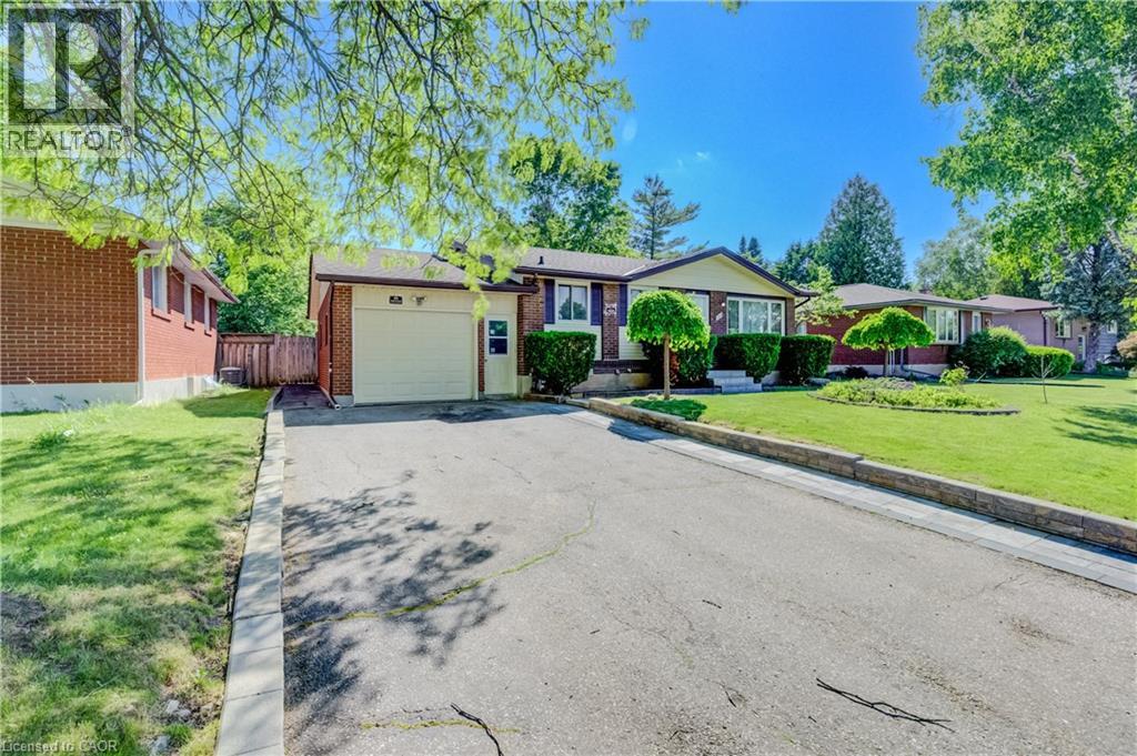 543 GLEN FORREST Boulevard