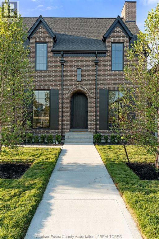 3901 LASALLE WOODS