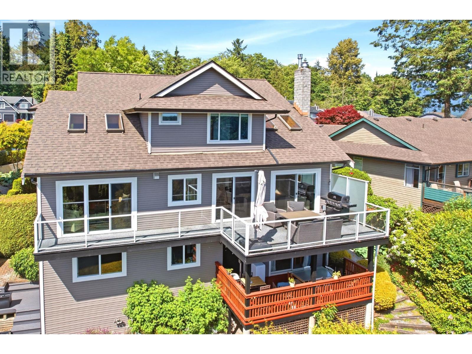 4015 CUMMINS PLACE