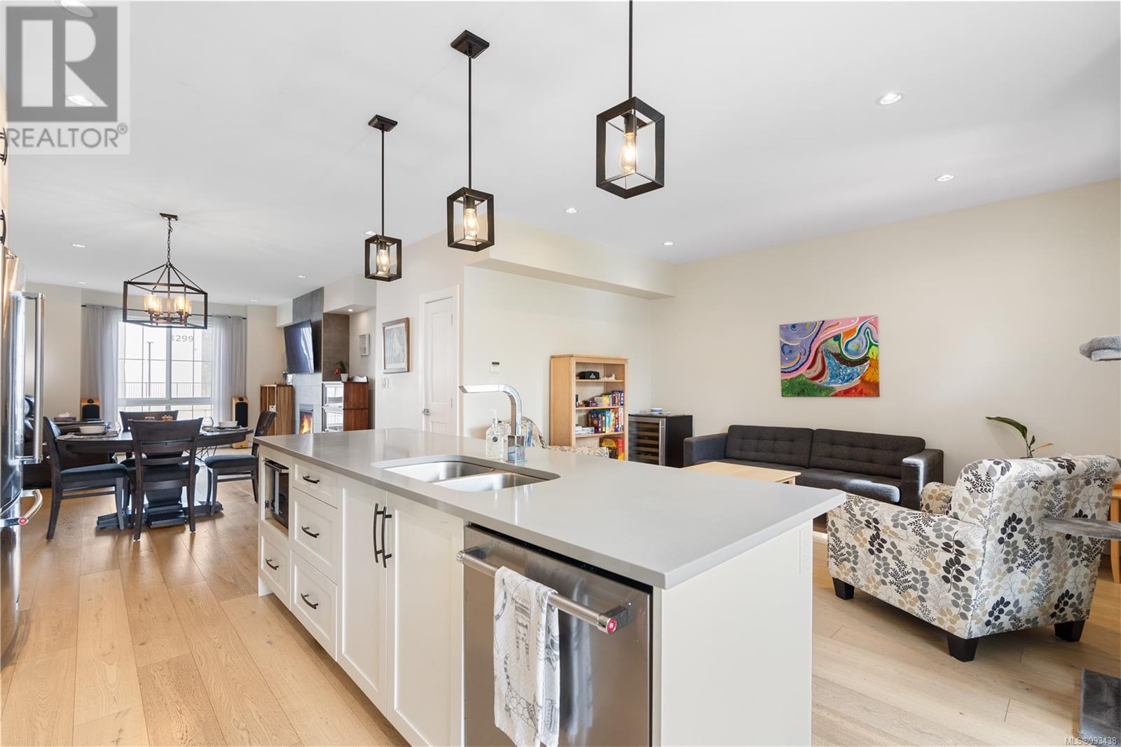3285 Kettle Creek Cres