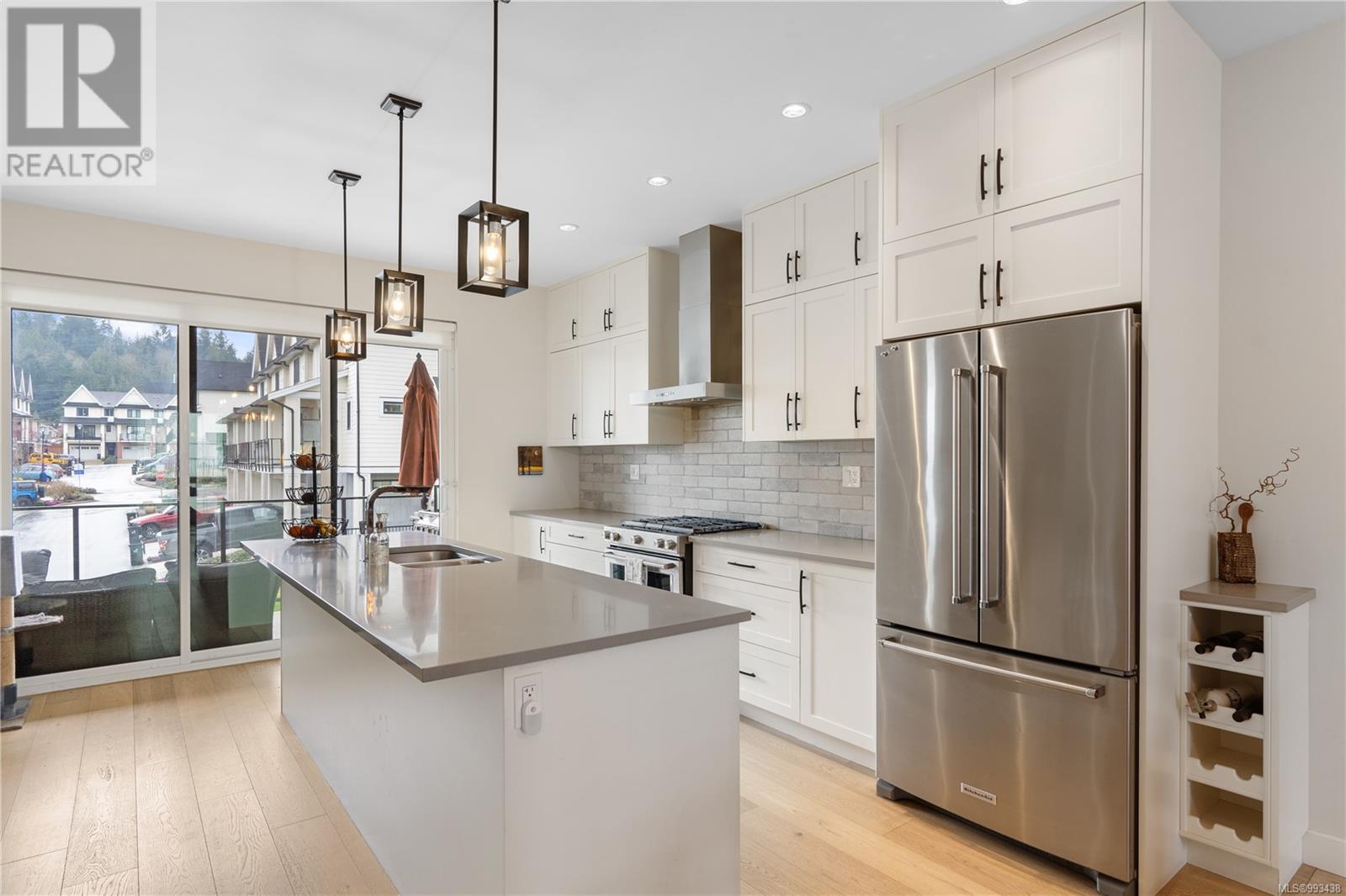3285 Kettle Creek Cres