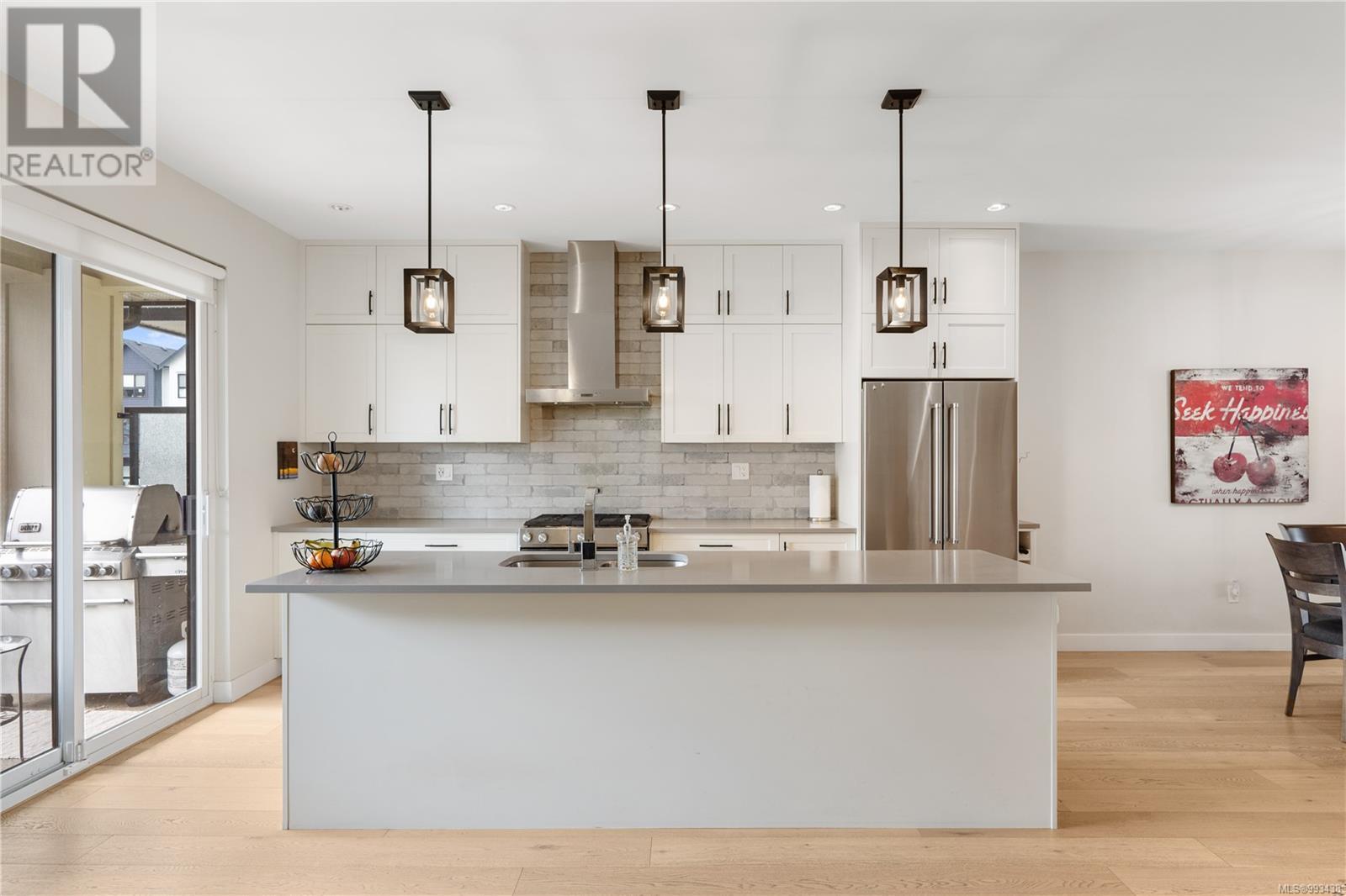3285 Kettle Creek Cres