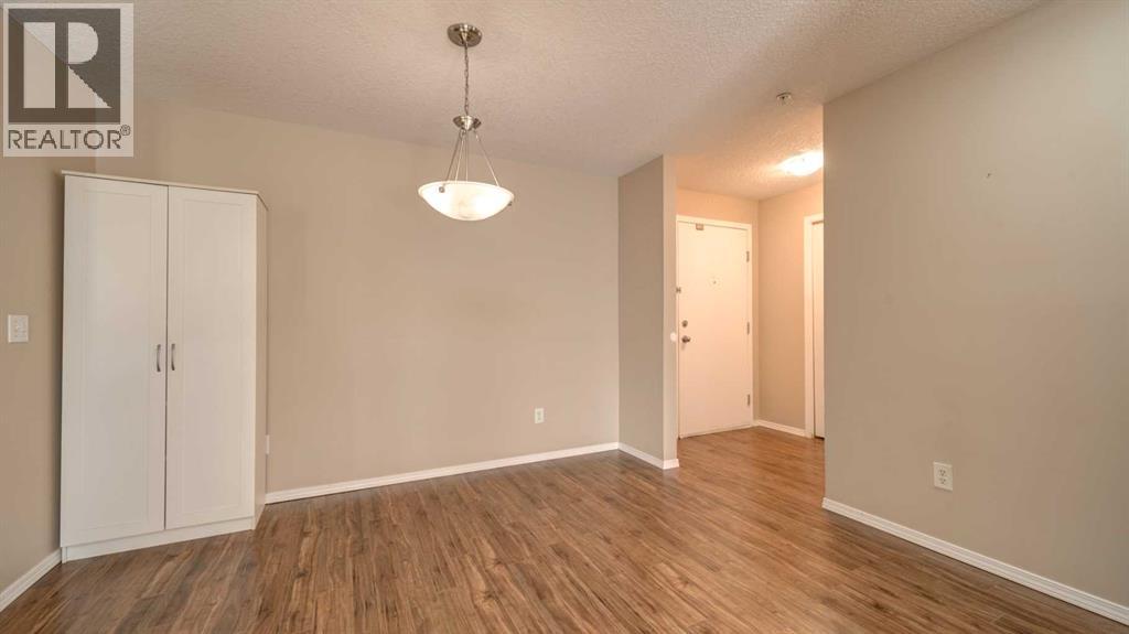 208, 5500 Somervale Court SW