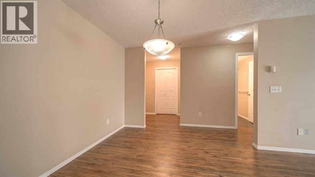 208, 5500 Somervale Court SW