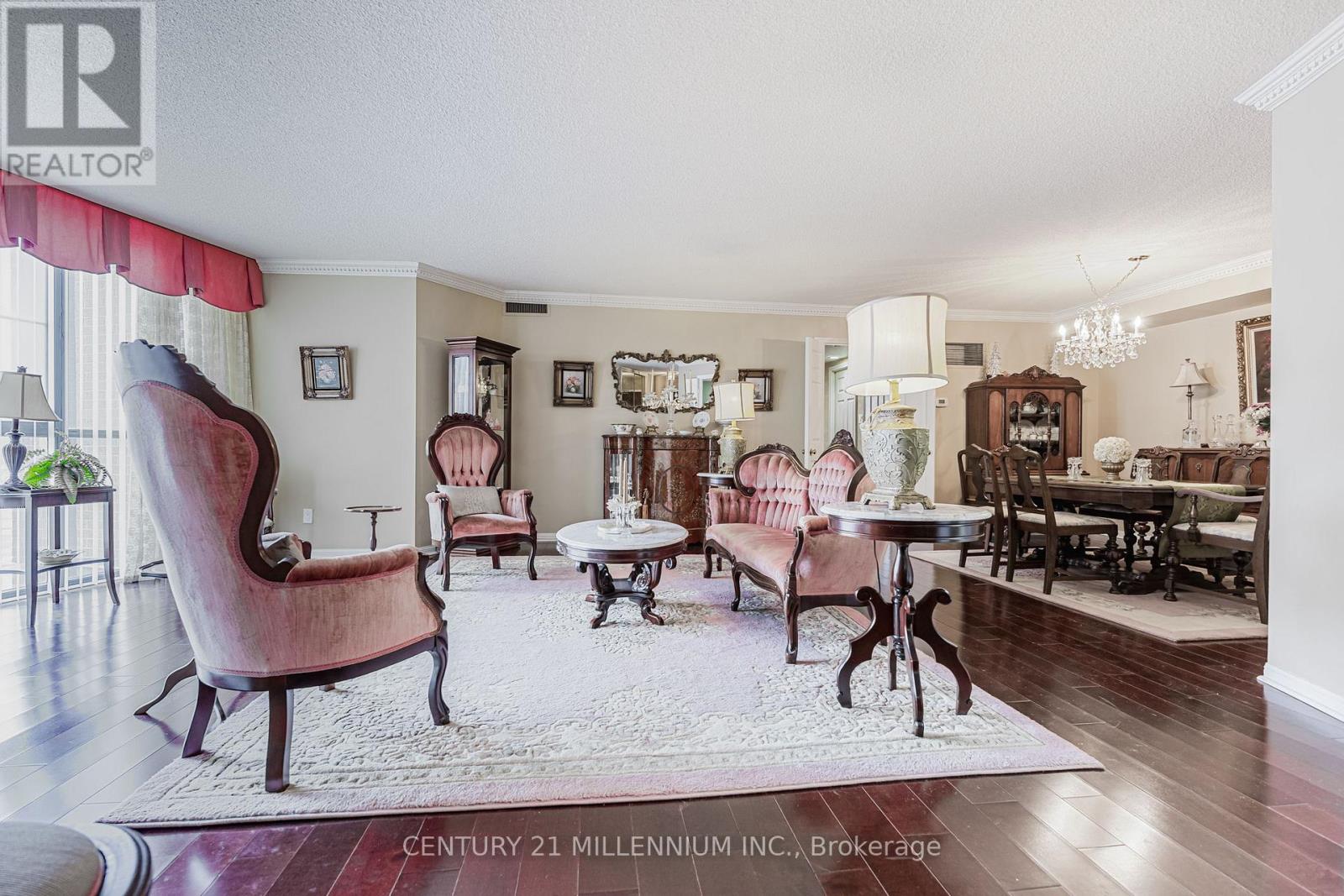 210 - 1230 MARLBOROUGH COURT