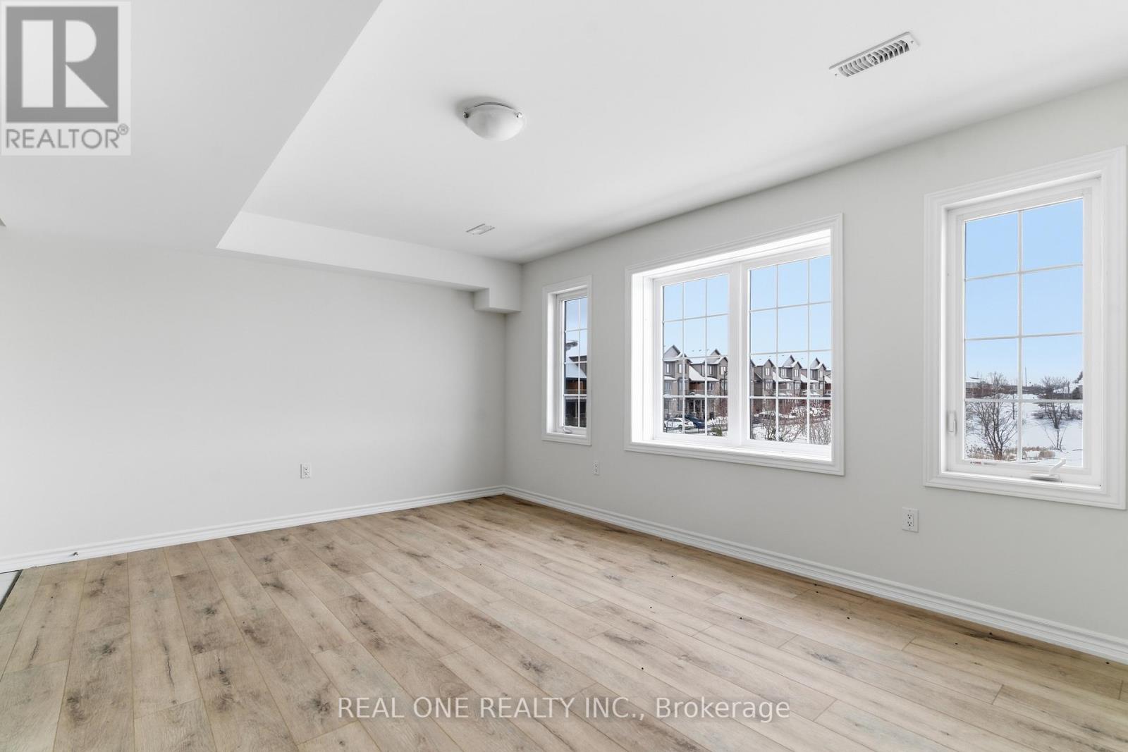 33A - 85 MULLIN DRIVE